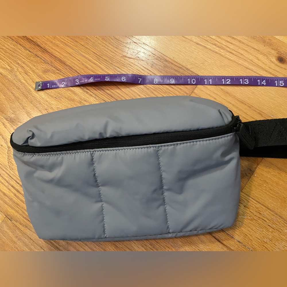 Calpak Luka belt bag Grey color, EUC